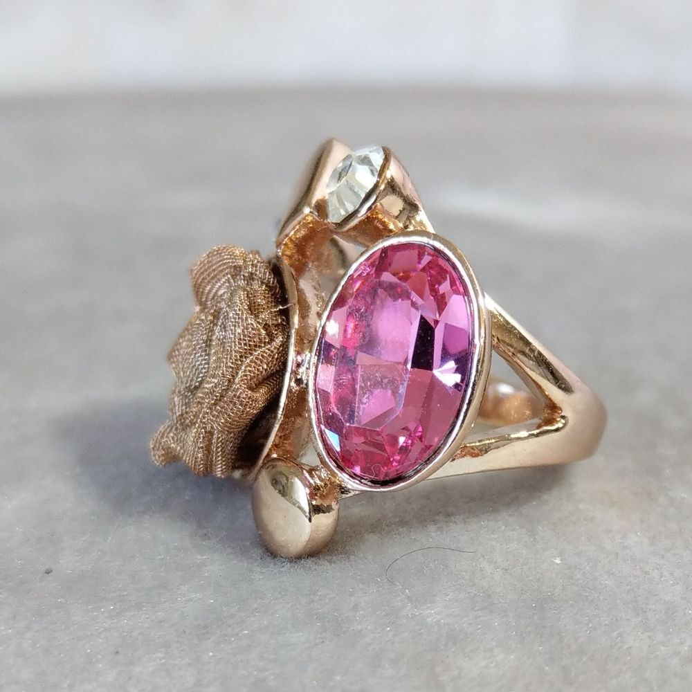 🍒STATEMENT RING🍒 - Picture 4 of 7